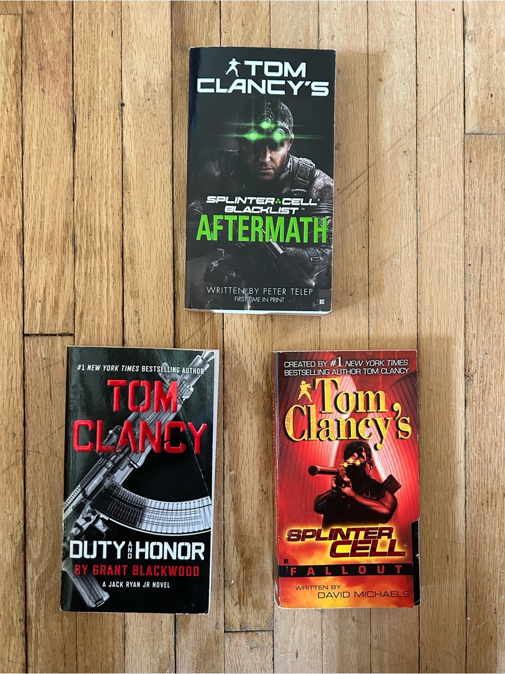 Tom Clancy Book Bundle (3)